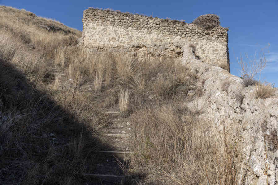 Zaragoza - Calatayud 59 - castillo de Torremocha.jpg